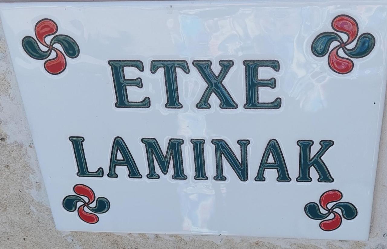 Bed and Breakfast Etxe Laminak Сістерон Екстер'єр фото